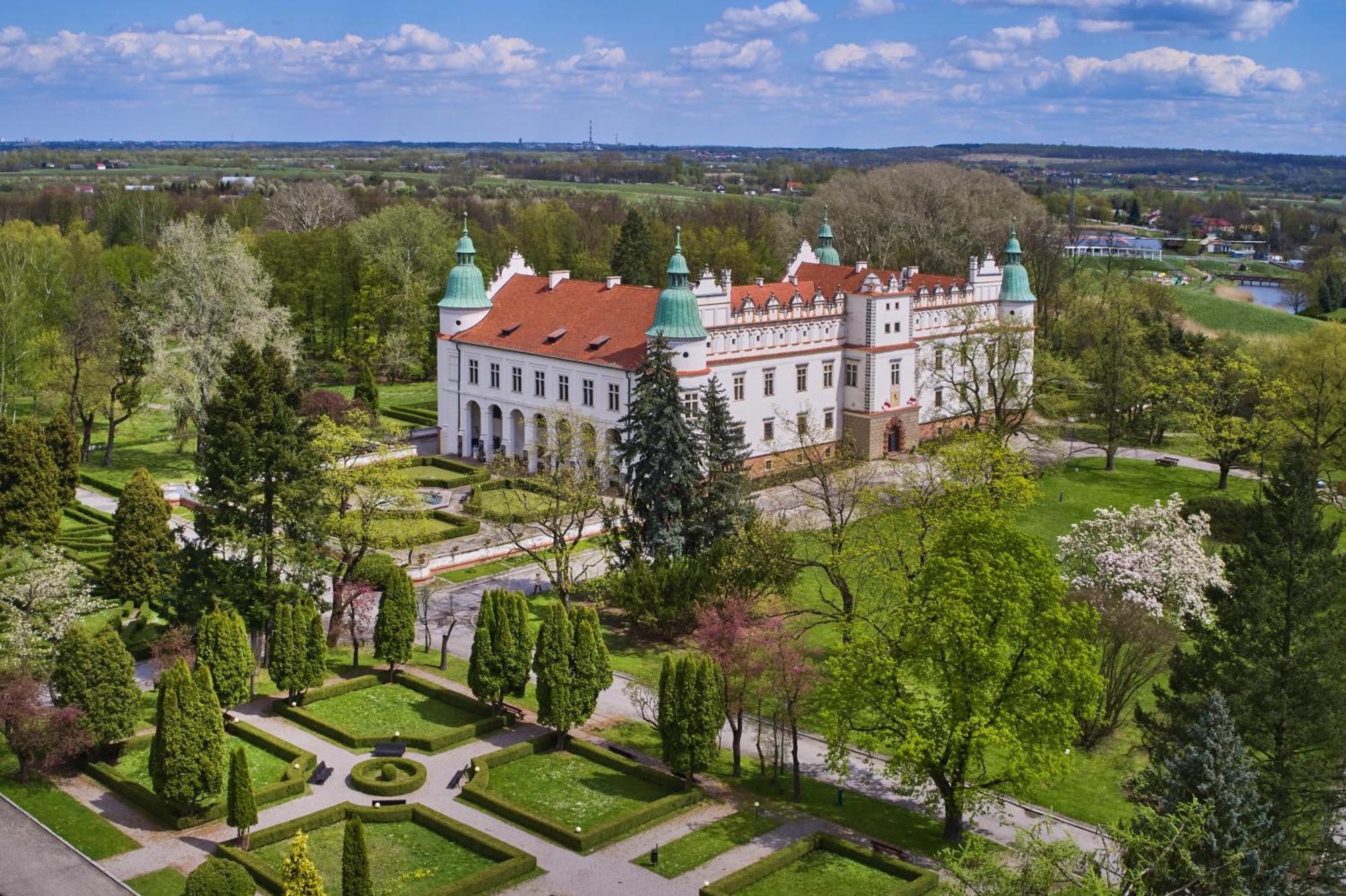 Zamek W Baranowie Sandomierskim Baranów Sandomierski Exteriör bild